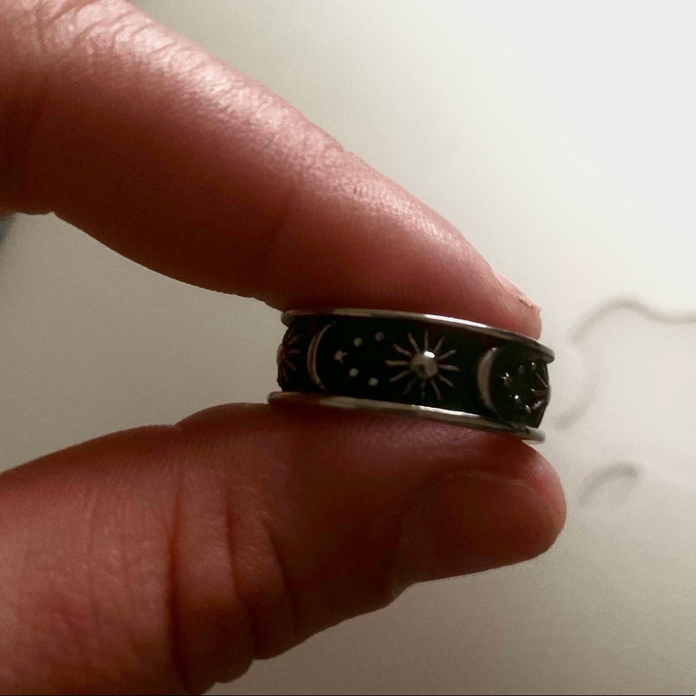 Celestial ring - Picture 2 of 4
